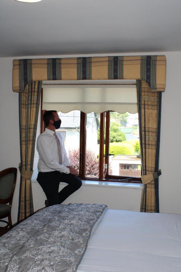 Coach House Sligo Hotel 3*